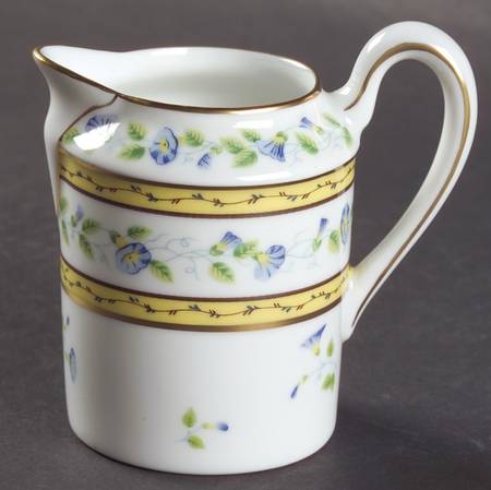 Morning Glory (Spray) Creamer