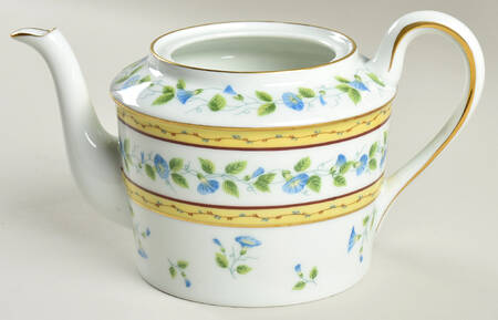 Morning Glory (Spray) Teapot No Lid