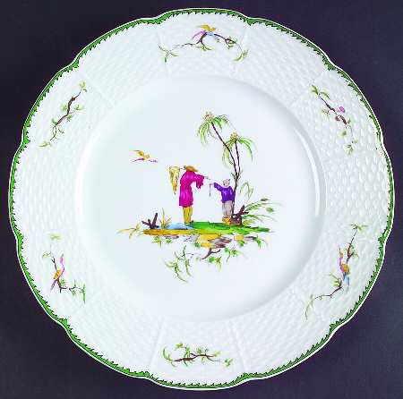 Si Kiang Large Dinner Plate
