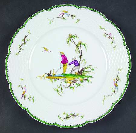 Si Kiang Dessert Luncheon Plate by Raynaud
