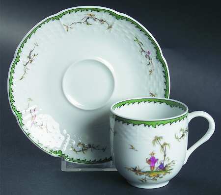 Si Kiang Flat Demitasse Cup & Saucer Set by Raynaud
