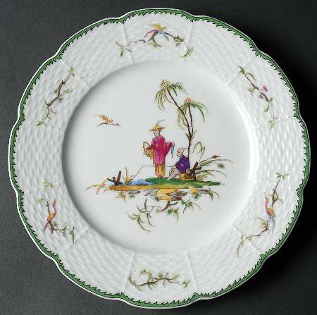 Si Kiang Luncheon Plate by Raynaud