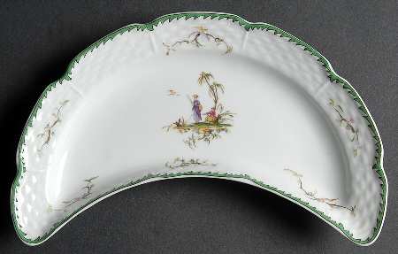 Si Kiang Crescent Salad Plate