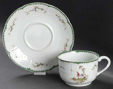 Si Kiang Flat Cup & Saucer Set