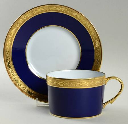 Conde Flat Cup & Saucer Set