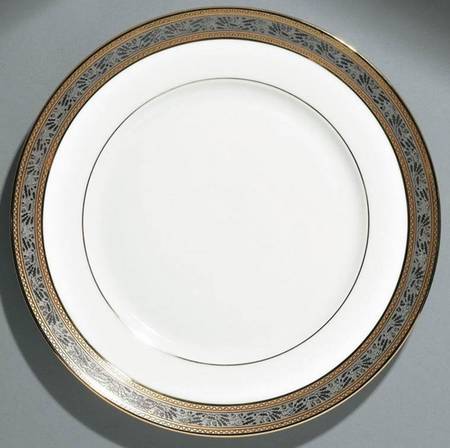 Pluton Dinner Plate
