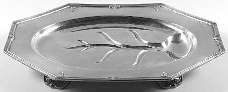 Pompeian (Silverplate, Hollowware) Small Plated Footed Meat Platter with Well