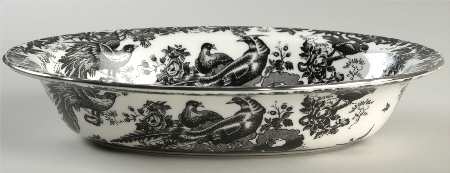 Black Aves (Platinum Trim) 9" Oval Vegetable Bowl