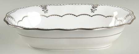 Elizabeth (Platinum Trim) 9" Oval Vegetable Bowl