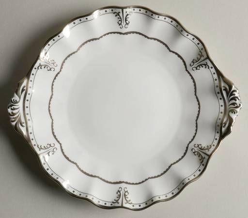 Elizabeth (Platinum Trim) Handled Cake Plate