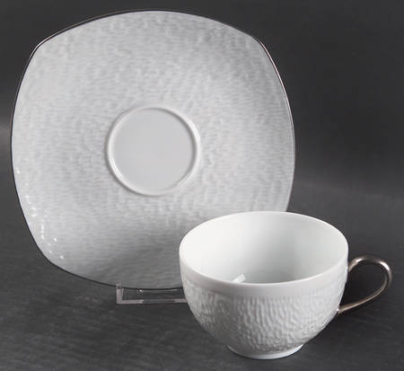 Mineral Platinum (All Glossy) Flat Cup & Saucer Set