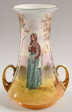Shakespeare Series G (Earthenware) 7" Vase