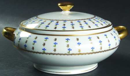 Vieux Nyon Nyon Round Covered Vegetable