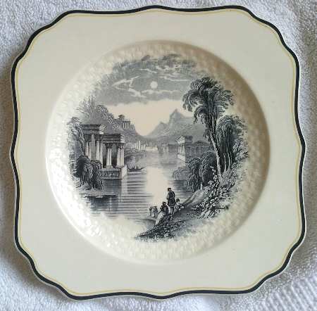 D4496 by Royal Doulton