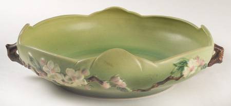 Apple Blossom Green 10" Oval Handled Bowl