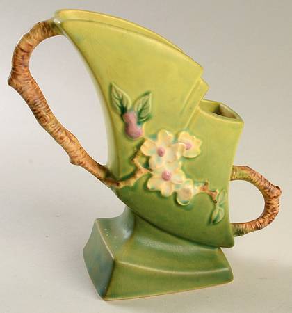 Apple Blossom Green 7" Handled Vase