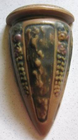 Florentine Brown 7" Wall Pocket Vase