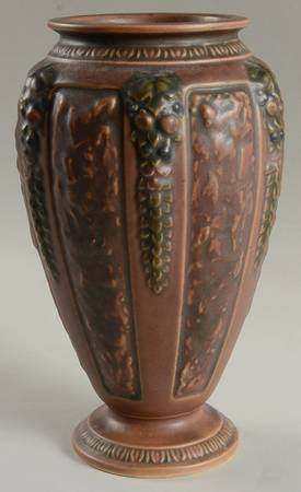 Florentine Brown 10" Footed Vase
