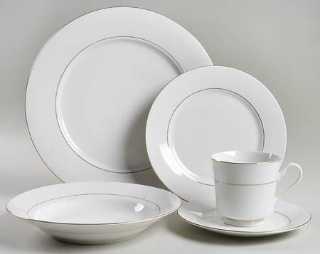 D'Or 5 Piece Place Setting by Royal Majestic