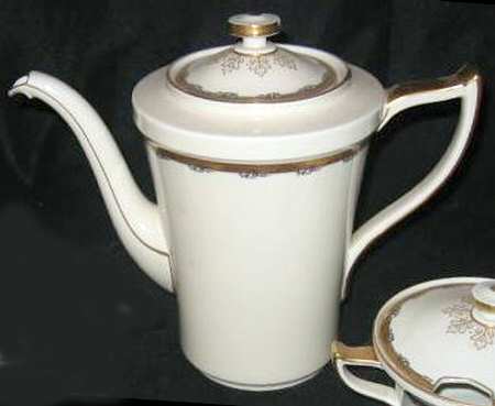 2920 Coffee Pot & Lid