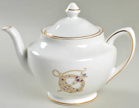 Tara Brooch (Scalloped) Small Teapot & Lid