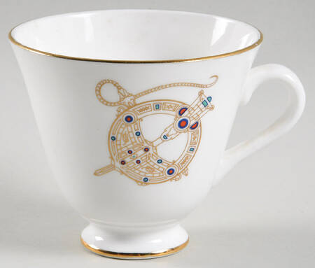 Tara Brooch (Scalloped) Footed Cup