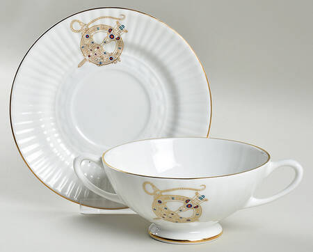 Tara Brooch (Scalloped) Footed Cream Soup Bowl & Saucer Set