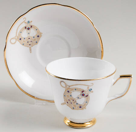 Tara Brooch (Scalloped) Footed Cup & Saucer Set
