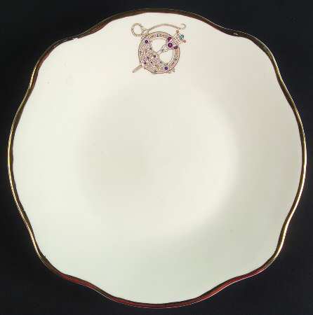 Tara Brooch (Scalloped) Square Cake Plate