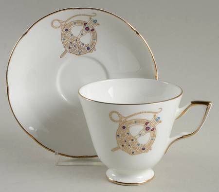 Tara Brooch (Scalloped) Footed Cup & Saucer Set