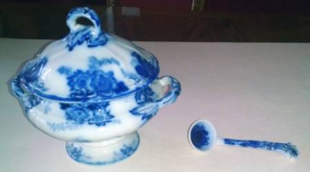 Messina Sauce Boat & Lid with Ladle