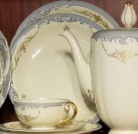 ROT189 Dinner Plate