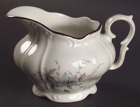 RBO6 Creamer