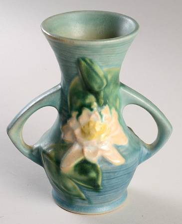Water Lily Blue 6" Handled Vase