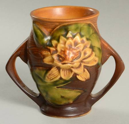 Water Lily Brown 4" Handled Vase