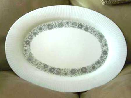 R1207 13" Oval Serving Platter