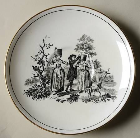 RCH27 Saucer