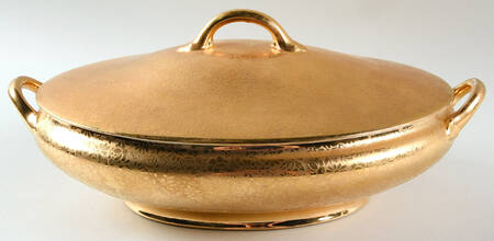 RYL180 Oval Covered Vegetable by Royal (USA)