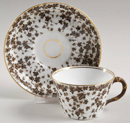 RW118 Flat Cup & Saucer Set