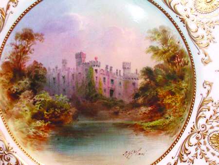 E5792 by Royal Doulton