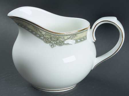 Isabella (New Shape 2001) Creamer