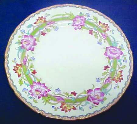 V1361 by Royal Doulton