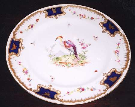 RD143 by Royal Doulton