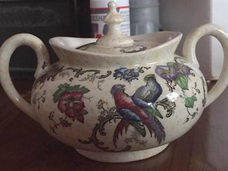 V654 Sugar Bowl & Lid