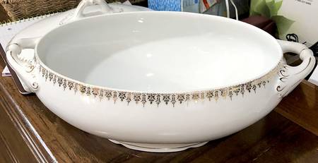 RSC42 Tureen No Lid