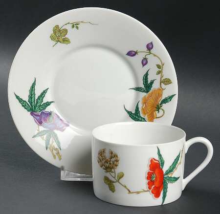Mioraflor (Menton) Flat Cup & Saucer Set