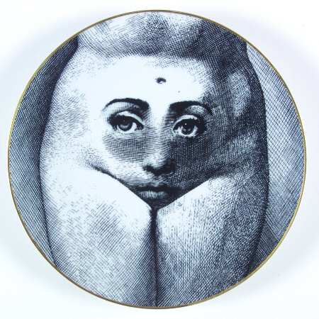 Julia Collection Collector Plate