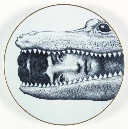 Julia Collection Collector Plate