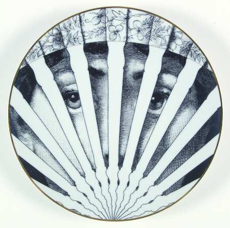 Julia Collection Collector Plate