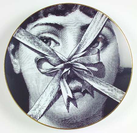 Julia Collection Collector Plate